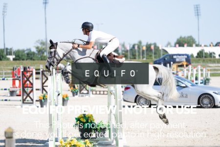 2024_Olympic_Spirit_SAT_CSI2_SILVER_140-0178.jpg