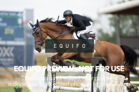 OLYMPIC_SPIRIT_WEEK2_4_SUN_CSI3_GRAND-PRIX_155-0389.jpg